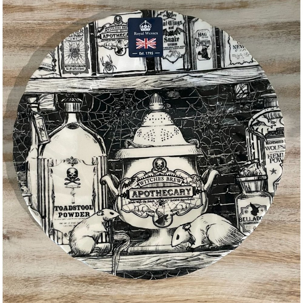 *NWT* Royal Wessex Apothecary Halloween Salad Plate